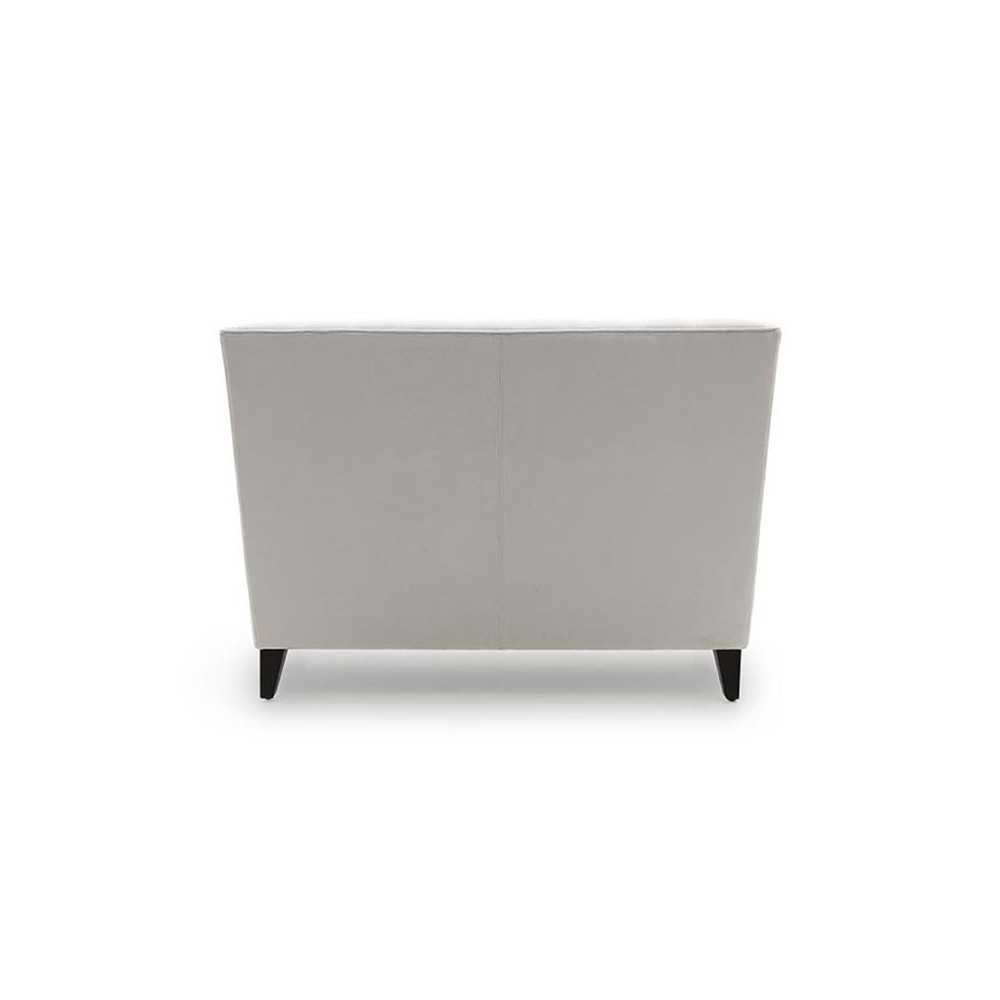 Fortuna - pikowane sofy stylowe Fortuna - pikowane sofy stylowe