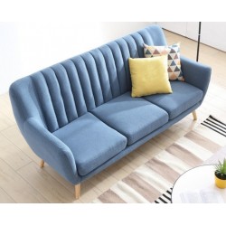 Sofa z przeszyciami na oparciu