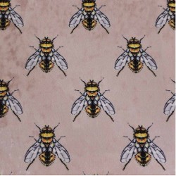 Velvet bee 4008 old rose tkanina pluszowa z nadrukiem w pszczoły