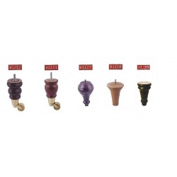 Pikowana sofa w pluszowej tkaninie