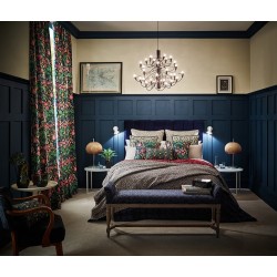 Oakmere Indigo efektowna tkanina we wzory roślinne