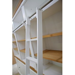 Biała biblioteczka z drabinką NO.14