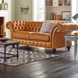 Sofa chesterfield na wysokich nóżkach