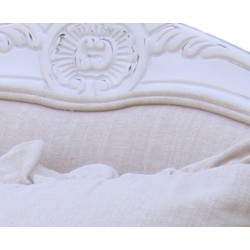 Cloe prowansalska sofa z lnianym obiciem Cloe prowansalska sofa z lnianym obiciem