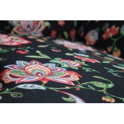 Fotel z wysokim oparciem w tkaninie żakardowej