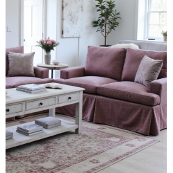 Hamptons 185 sofa z głębokim siedziskiem i falbanką