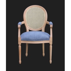 Wygodne krzesło z rattanowym oparciem Luigi