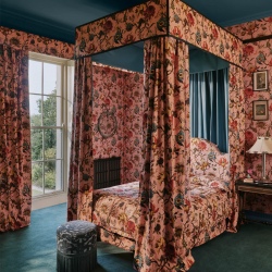 Artemis Velvet Blush, luksusowa tkanina w kwiaty w odcieniu zgaszonego różu