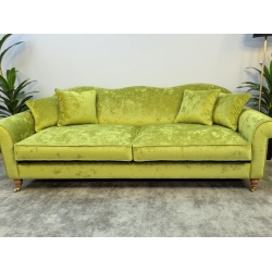 Tiara 180 – kwiatowa kanapa w stylu Bridgertonów z głębokim siedziskiem