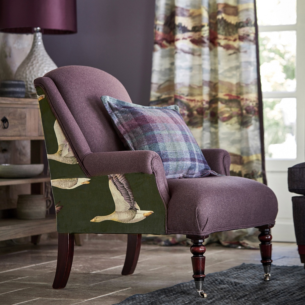 Fotel Sherlock z wełnianą tapicerką – klasyczna elegancja i komfort