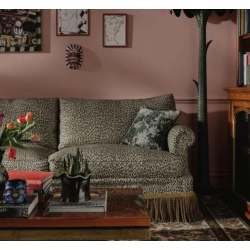 Clive elegancka sofa w tkaninie panterka