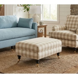 Pufa Chrystal 120x50 z nóżkami na kółeczkach