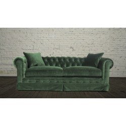 Chesterfield Southampton - klasyczna pikowana sofa z falbaną