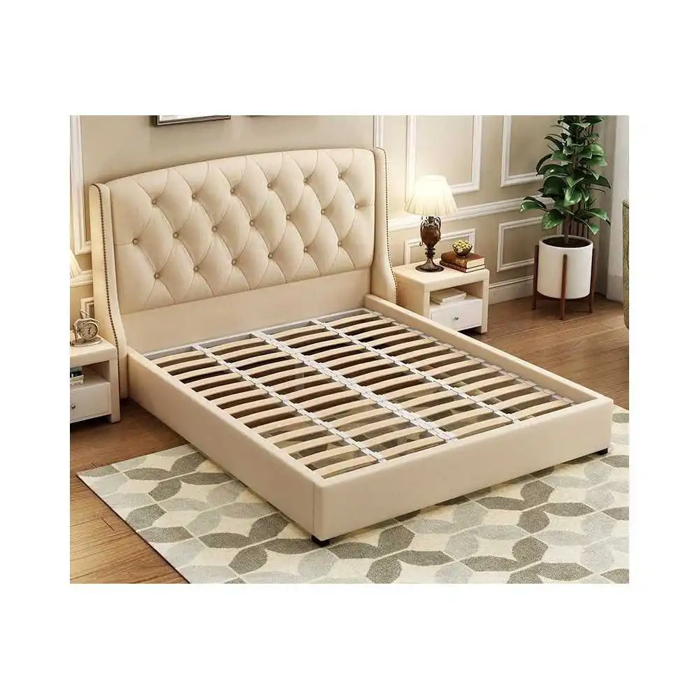 Stylowe pikowane łóżko - Acatte 