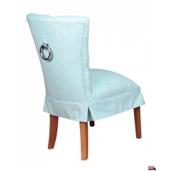 Amarant - pikowany fotel z drewnianymi nogami
